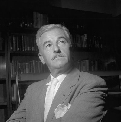 Der amerikanische Schriftsteller William Faulkner, 14. September 1955 von Unbekannt Unbekannt
